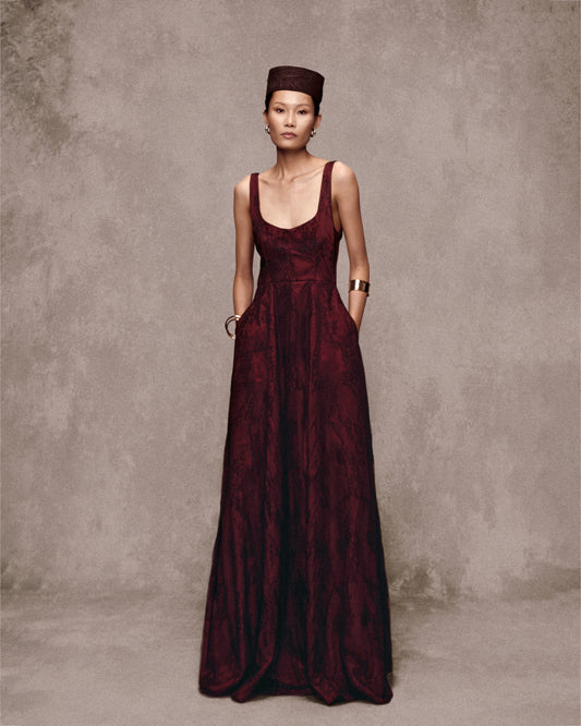 Nhà Rồng Tafta Gown AN HERITAGE ASTOUD