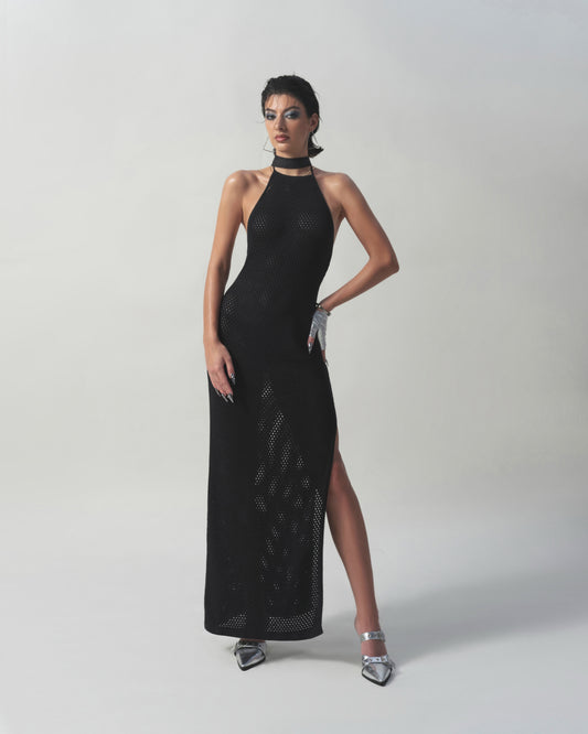 backless-crochet-dress tatichu astoud