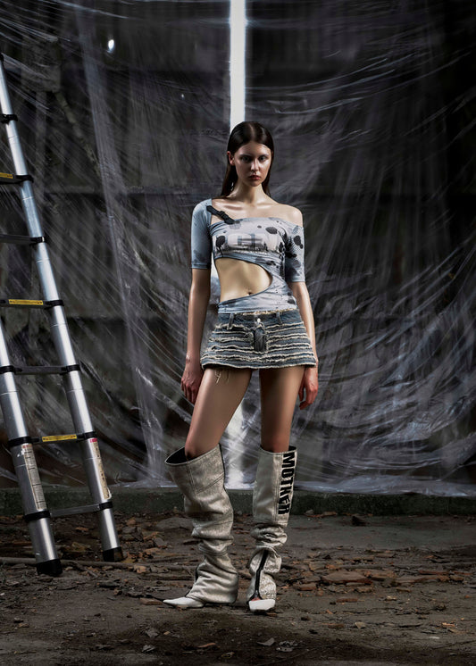 None One Shoulder Cut Out T-Shirt Tatichu Astoud